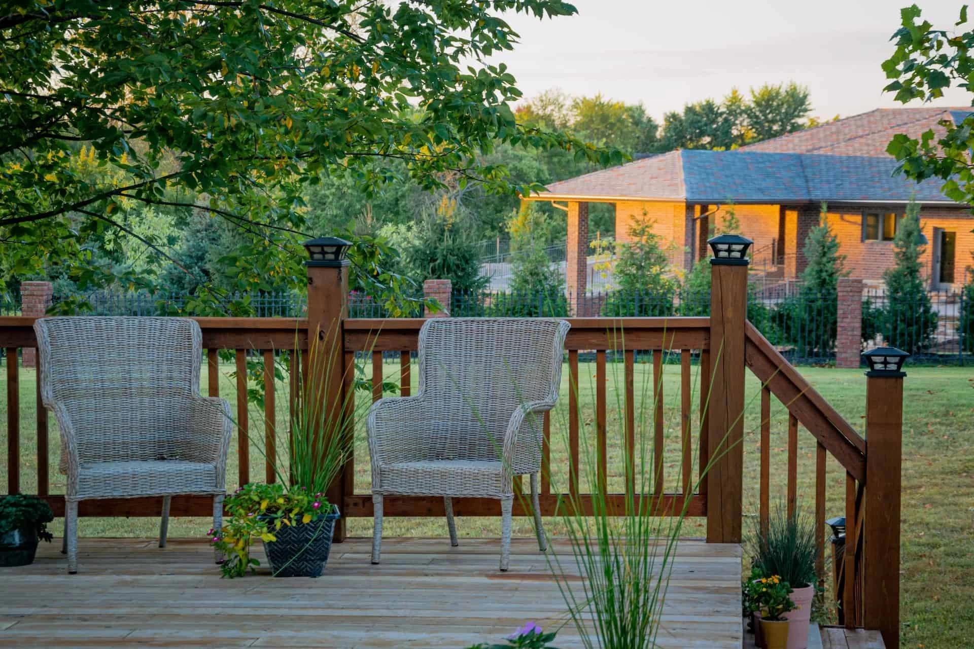 outside landscape design Creekside Pro Construction