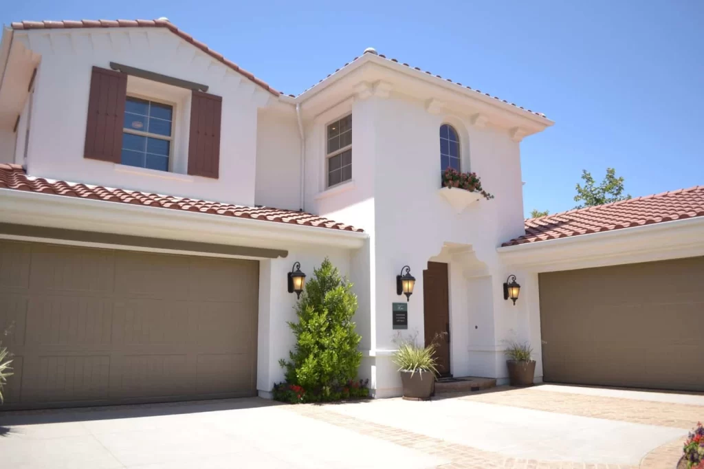 Garage Converting service of Creekside Pro Construction